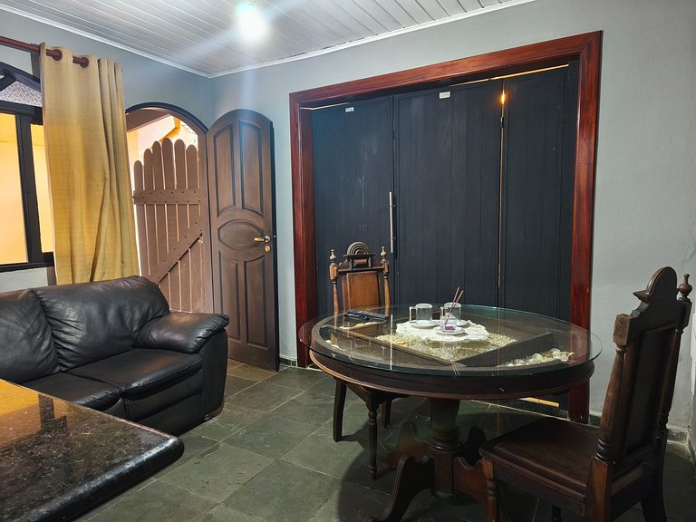 Casa 2QTs c/ Churrasqueira em Ubatuba JAO0368