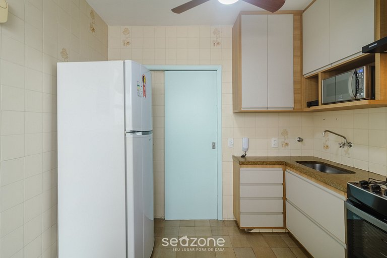 Apto 3Q a 300m da Praia em Cabo Frio - ECS0202