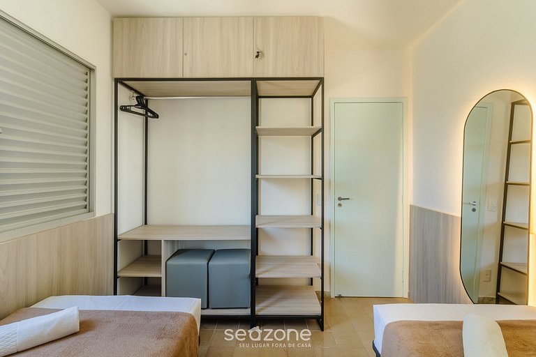 Apto 3Q a 300m da Praia em Cabo Frio - ECS0202