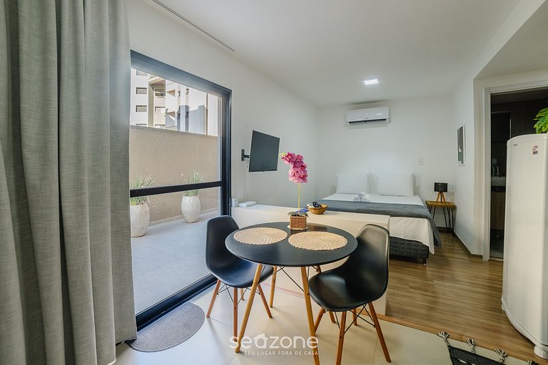 Estadía moderna con piscina y gimnasio - NGO0002