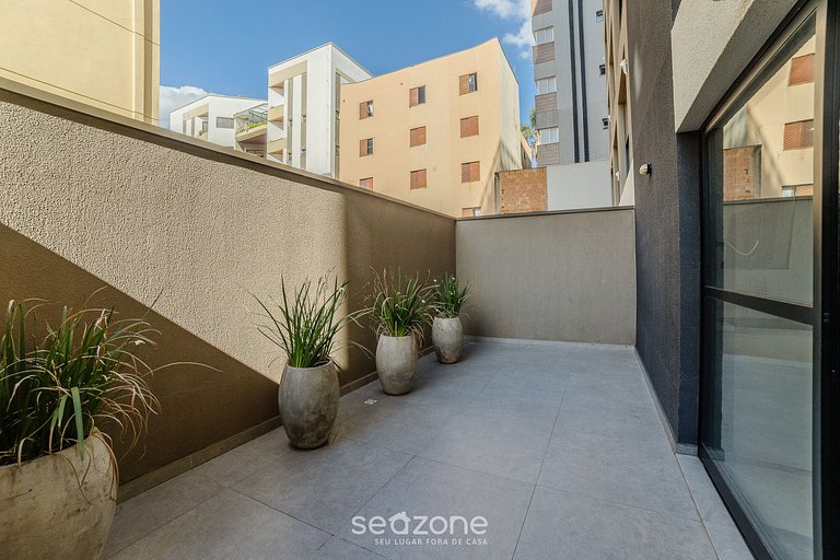 Estadía moderna con piscina y gimnasio - NGO0002