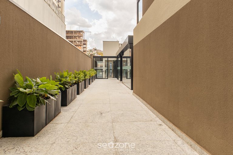 Estadia moderna com piscina e academia - NGO0002