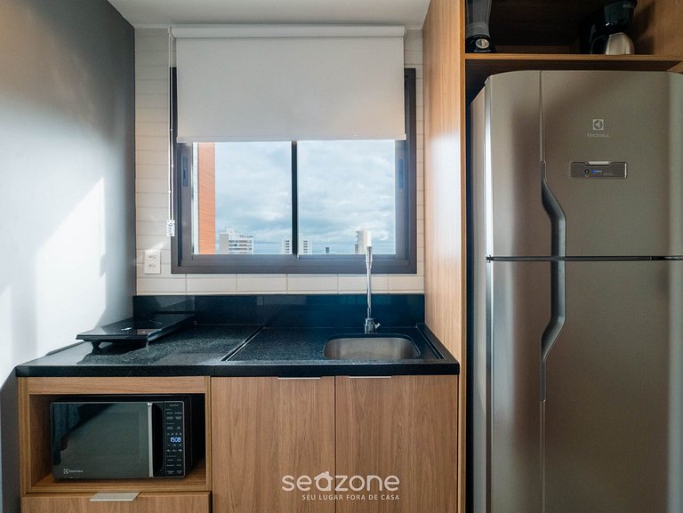 Studio con balcón y vista parcial al mar ZNB1604