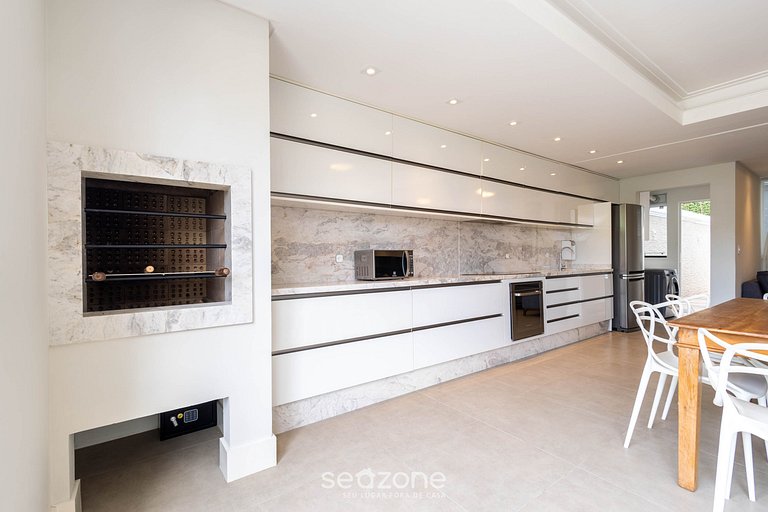 Apto con parrilla a 750m de la playa PIA0101