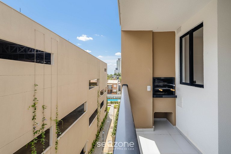 Apto c/ Churrasq. em Cond. c/ Piscina MCB0507