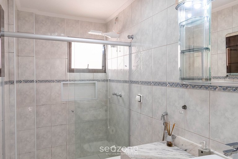 Apto c/ 3 suítes a 400m da praia, Ubatuba VLI0103