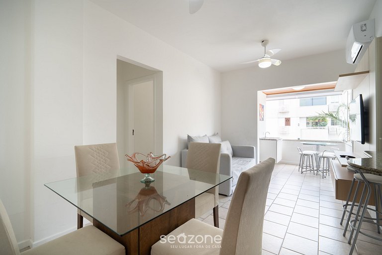 Apto a 700 m de la Playa de Jurerê AAV0306