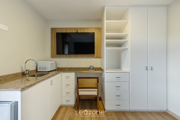 Studio em cond. c/ piscina coberta UPP0508