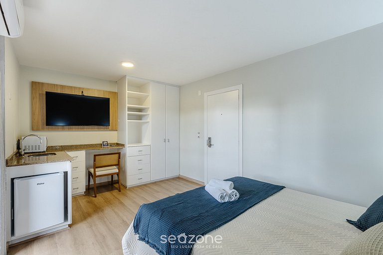 Estudio en condominio con piscina cubierta UPP0508