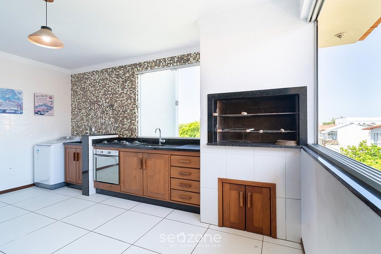 Casa c/ 3Q e churrasqueira nos Ingleses ODI0487