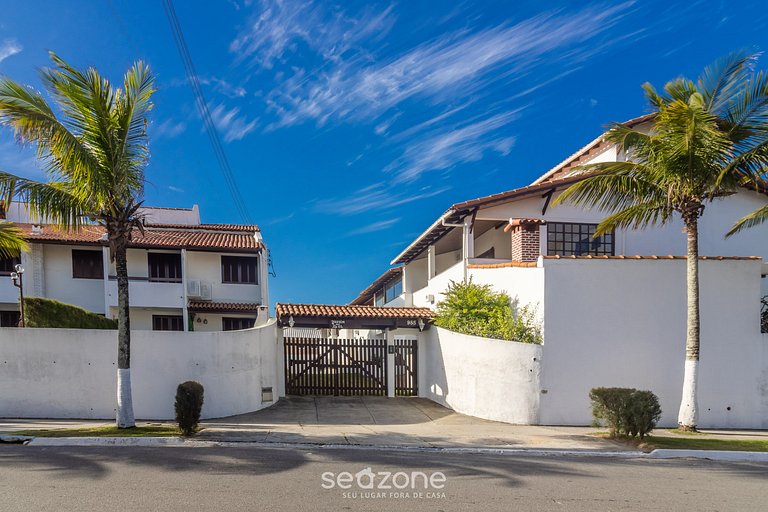 Casa em Cabo Frio a 200m da praia ADP001