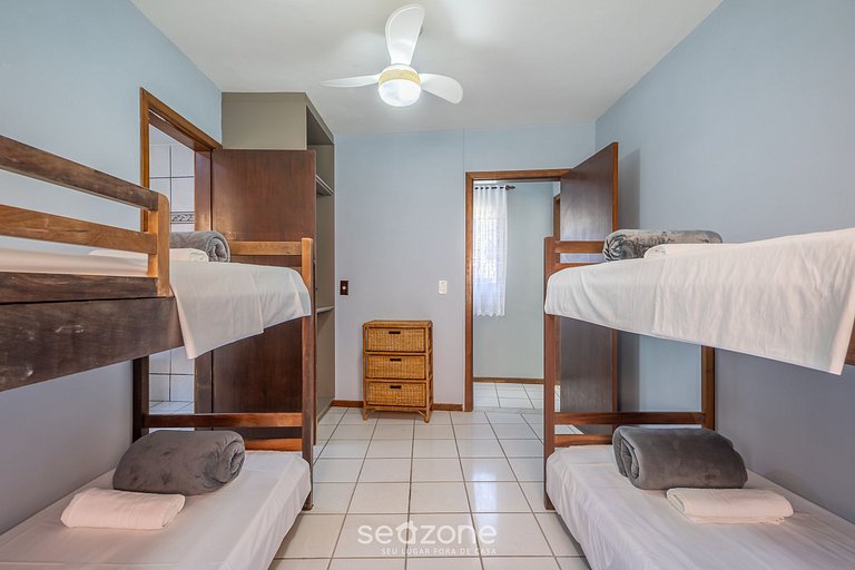 Apto en Cond. c/ Piscina 140 m de la Playa RAR0213