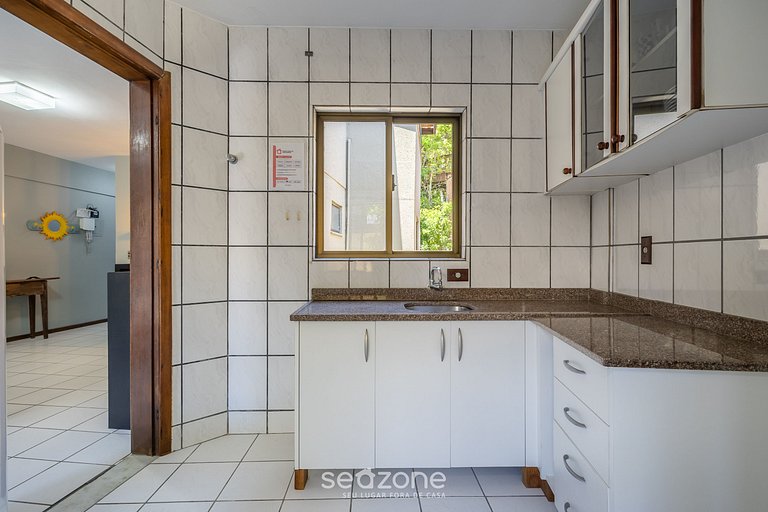 Apto en Cond. c/ Piscina 140 m de la Playa RAR0213