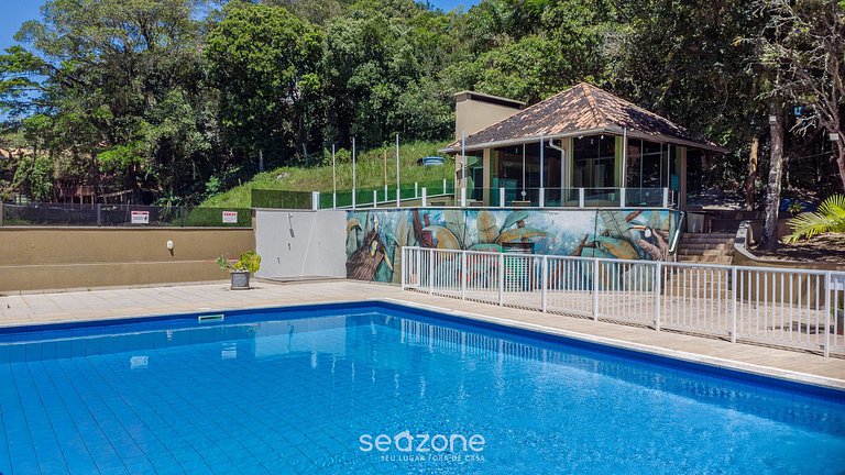 Apto en Cond. c/ Piscina 140 m de la Playa RAR0213