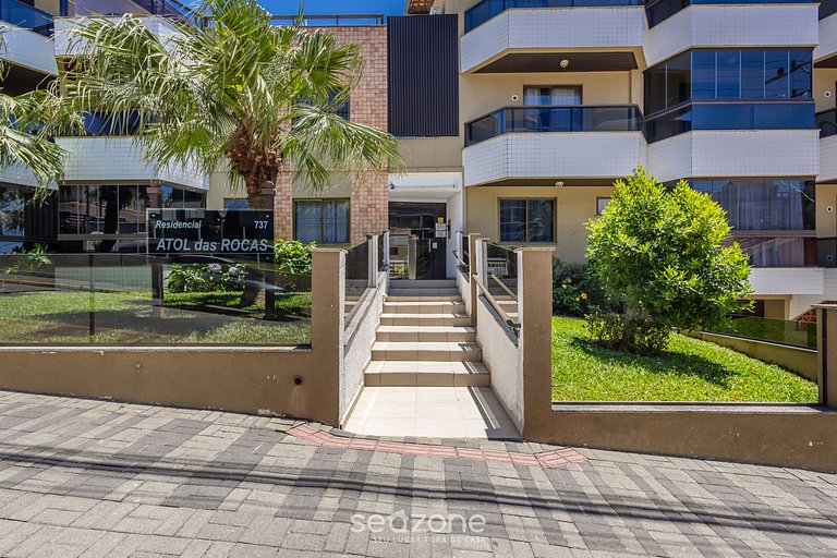 Apto em Cond. c/ Piscina a 140 m da Praia RAR0213