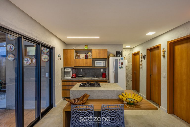 Casa c/ Piscina a 140m da Praia CLB0002