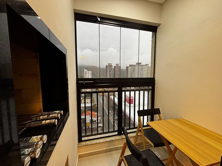 Apto c/ Churrasqueira 500m da Praia LPR1304