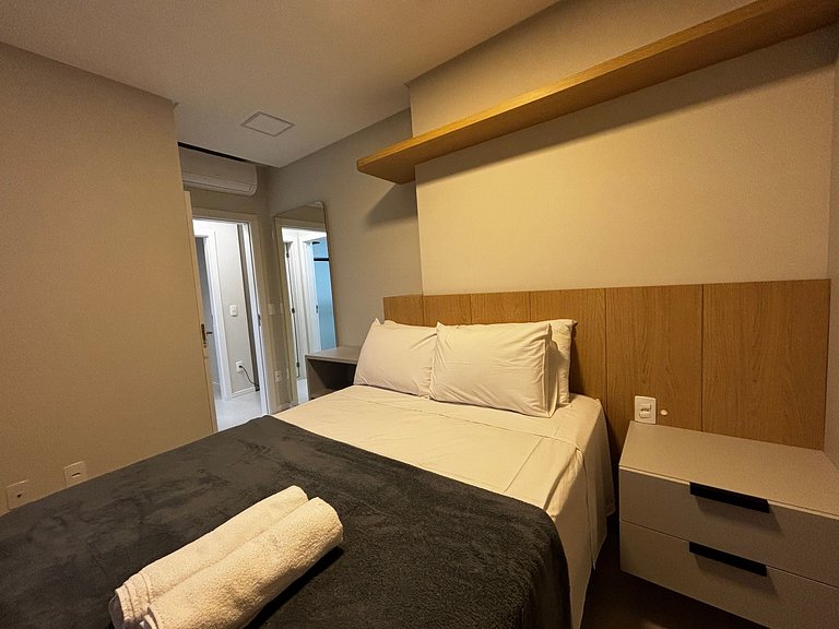 Apto c/ Churrasqueira 500m da Praia LPR1304