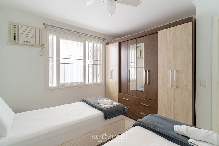 Casa c/ piscina y parrilla en Jurerê - ROM0591