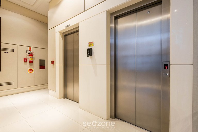 Aptos en condominio a 350 m de la noria Balneário Camboriú -