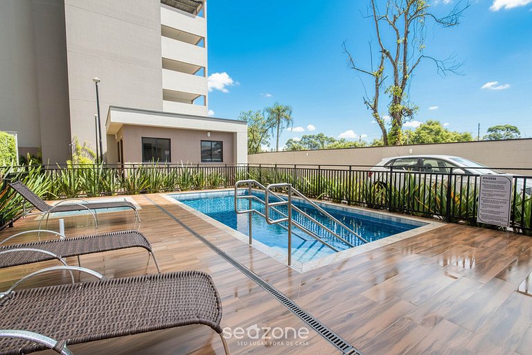 Apartamentos completos en edificio con piscina a 400m de la