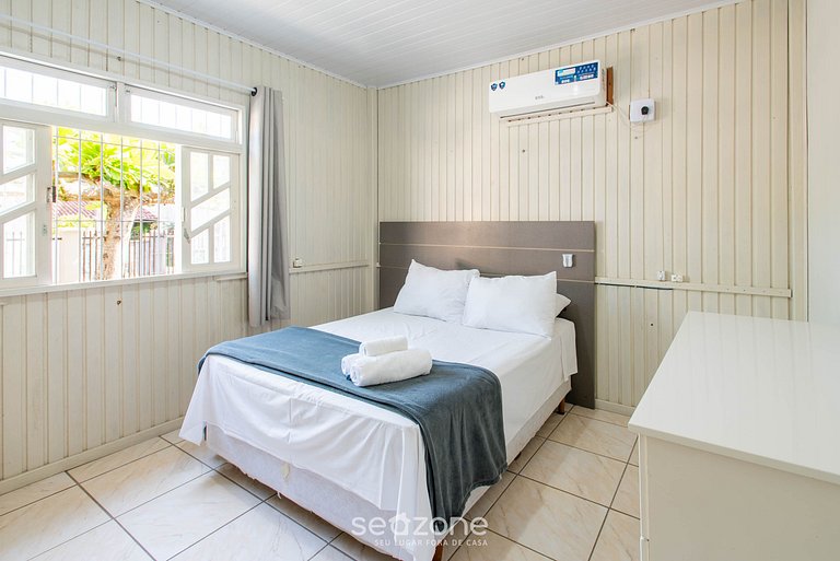 Casa c/ Parrilla a 600 m de la Playa NUS0636