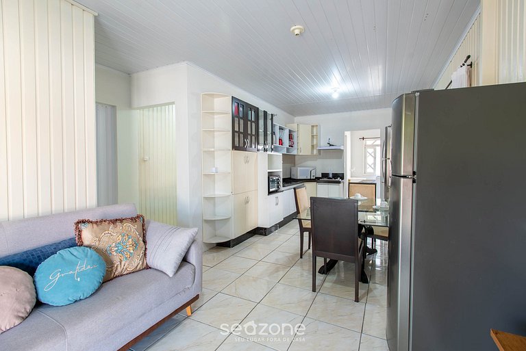 Casa c/ Parrilla a 600 m de la Playa NUS0636