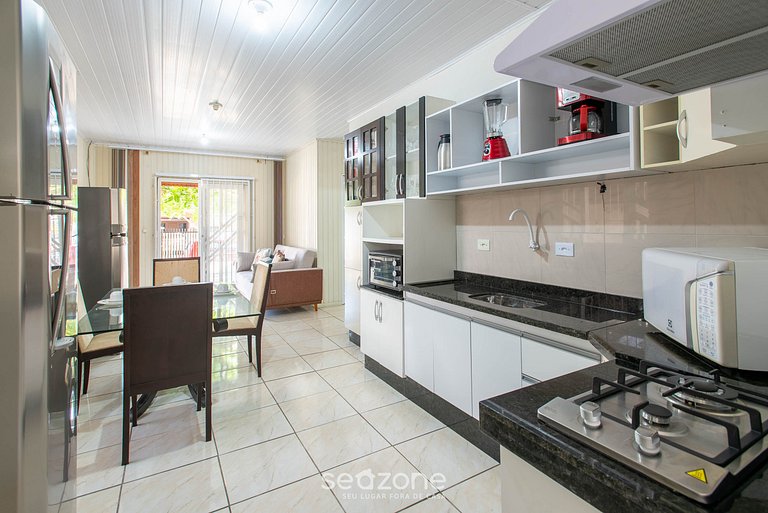 Casa c/ Parrilla a 600 m de la Playa NUS0636