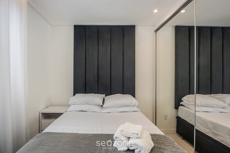 Apto c/ Churrasqueira a 850 m da Praia SEM0302