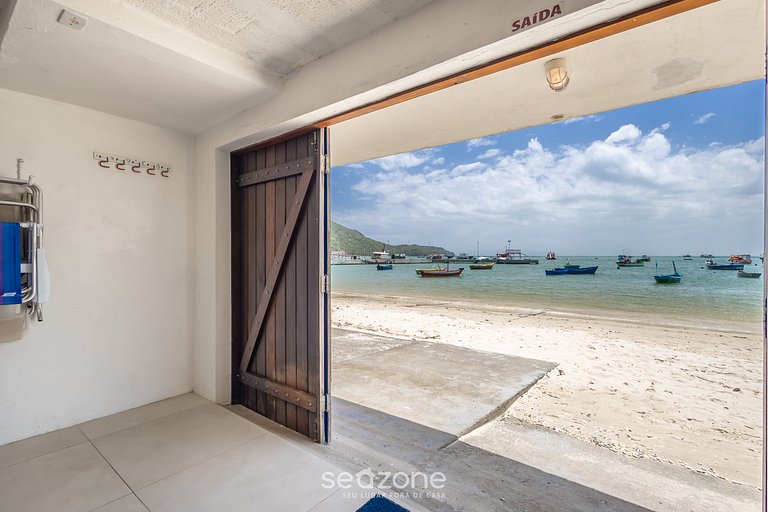 Linda casa pé na areia c/vista para o mar APC2200