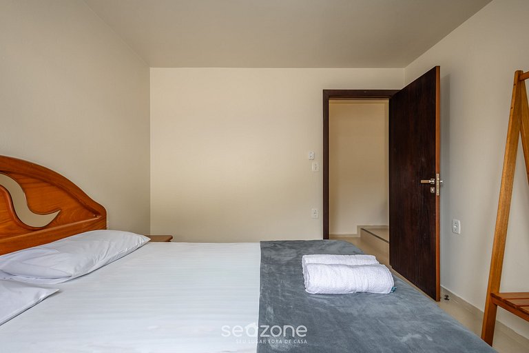 Linda casa pé na areia c/vista para o mar APC2200