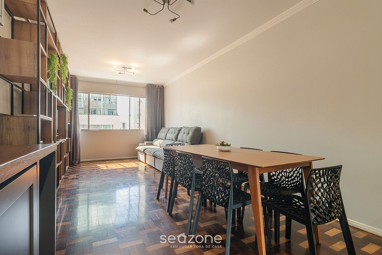 Apto completo c/ 3Q no Centro de Floripa DMA0901