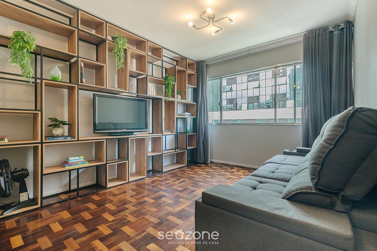 Apto completo c/ 3Q no Centro de Floripa DMA0901