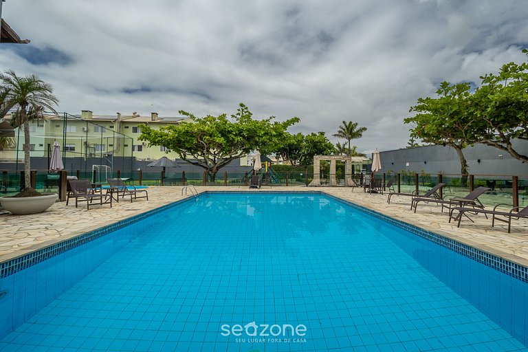 Aprt en condomin. junto al mar c/ piscina CFI0052