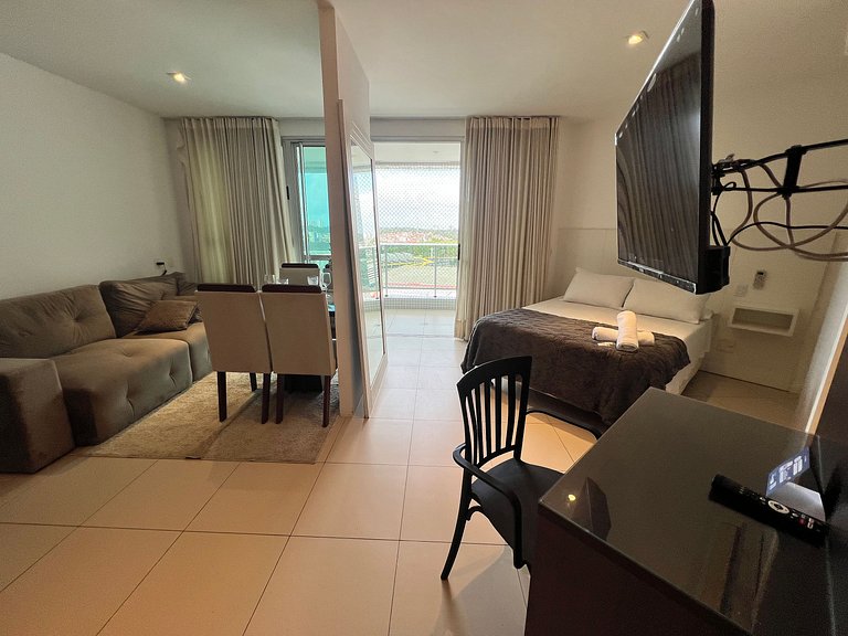 Estúdio em Prédio c/ Piscina e Academia MPZ0902