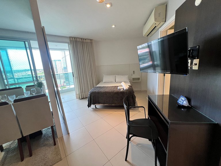 Estúdio em Prédio c/ Piscina e Academia MPZ0902