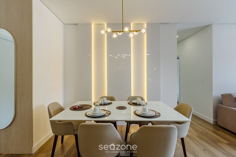 Apto c/ balcón en el Centro de Gramado - CBG0027