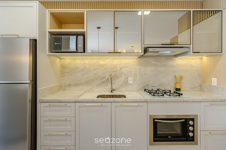 Apto c/ balcón en el Centro de Gramado - CBG0027