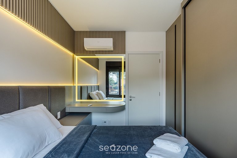 Apto c/ varanda no Centro de Gramado - CBG0027