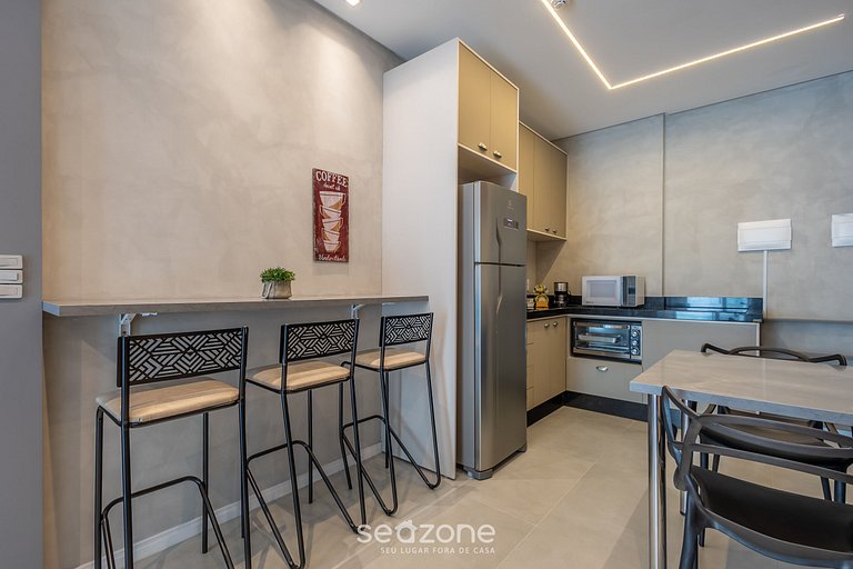 Apto em cond c/ piscina a 220 m do Praia FFS0804