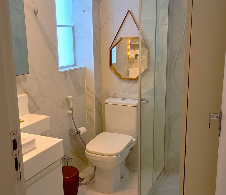 Studio completo a 550m da Praia da Barra EAI0605