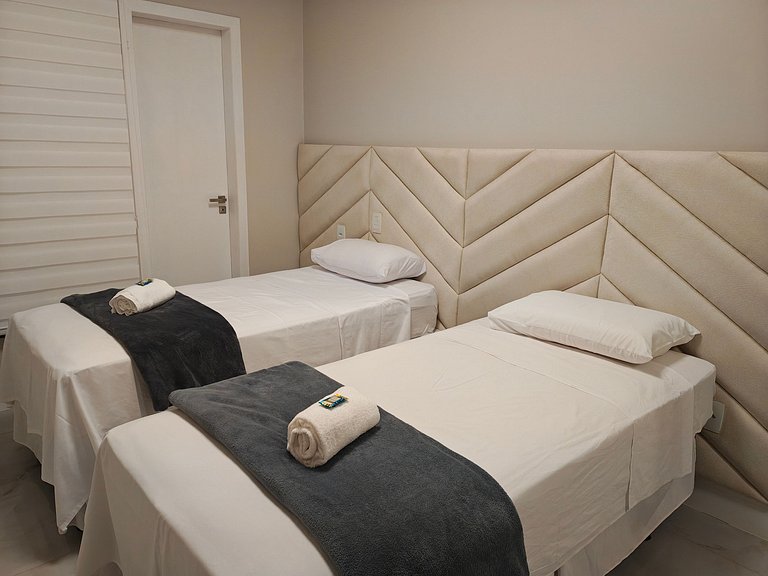 Casa 3 Suítes em Cond. c/ Piscina VLN0116