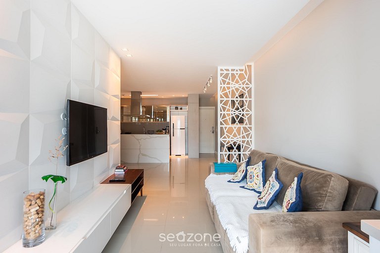 Apto c/ churrasq. e varanda, 230m da Praia EPD0202