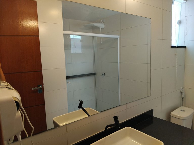 Casa em Cond. c/ Piscina e Churrasq. BME0001