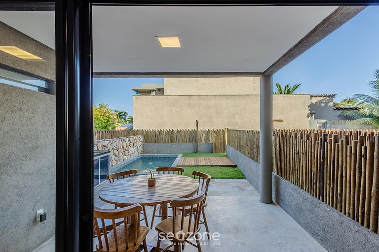 Casa c/ Piscina a 100m da Praia HVA0002