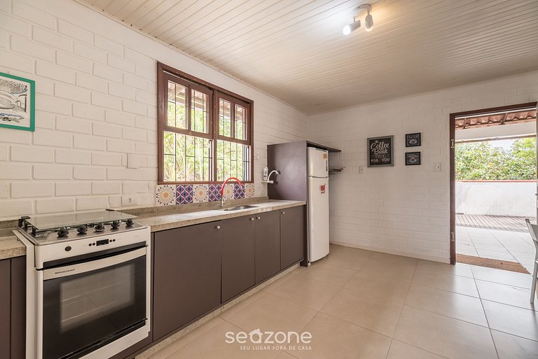 Hermosa Casa a 30m de la Playa en Floripa RTT1905