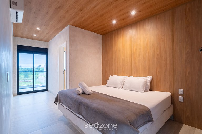 Casa c/ Churrasqueira e Jacuzzi FNR0001