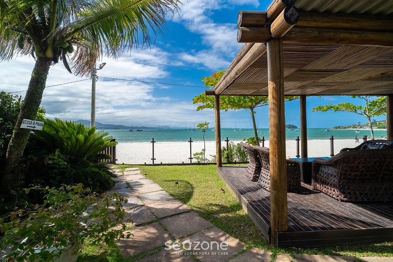 Apto pé na areia com vista p/ mar JBM