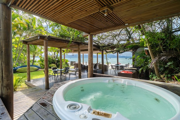 Apto pé na areia com vista p/ mar JBM