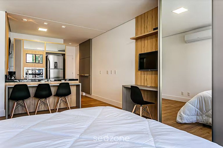 Estudio Moderno e Completo Próx. a UFSC - SSG0313